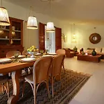 Cellini Vila
